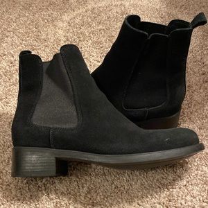 La Canadianne - Waterproof Bootie- 7.5